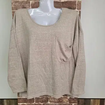 올리브 데 올리브 티셔츠 베이지 빅 실루엣 포켓 빅