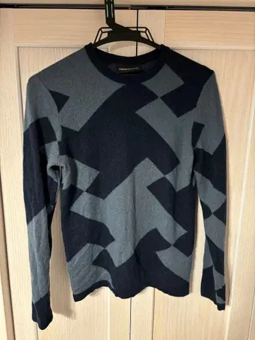 Sullen archive emporio armani 니트 스웨터