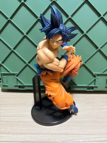 손오공 피규어 지구에서 자란 사이어인 극한의 무의식의 극의