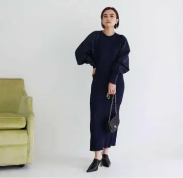 볼륨 슬리브 니트 원피스