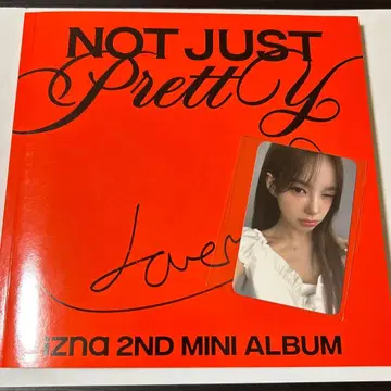 izna Not Just Pretty 사랑 사인이