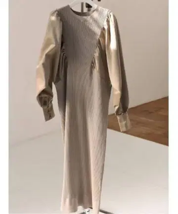 볼륨 슬리브 니트 원피스