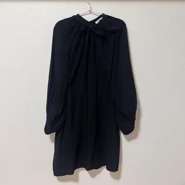 COS 블랙 무릎 기장 원피스 사이즈 38