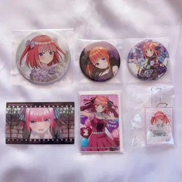 5등분의 신부 나카노 니노 캔뱃지 카드 굿즈 묶음 판매