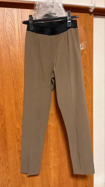 스콧 클럽 야마다야 Vin 모카 컬러 팬츠 M 사이즈