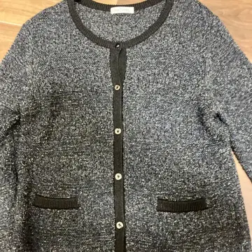 미사용품 뉴요커 가디건 L 사이즈