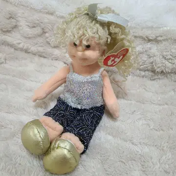 타이 비니 보퍼스 인형