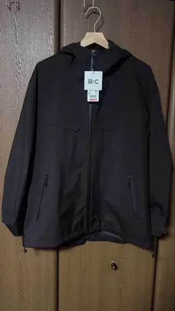 UNIQLO C 블록 테크 후드티+ 39 다크 브라운 M 사이즈