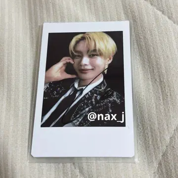 ZEROBASEONE 김지웅 친필 사인 폴라로이드 B상