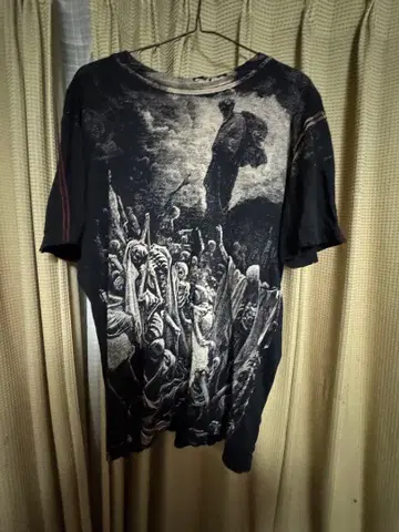 남성용 반팔 T셔츠 M 사이즈 the saints sinphony