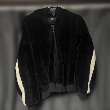 인조 모피 자켓 블랙 화이트