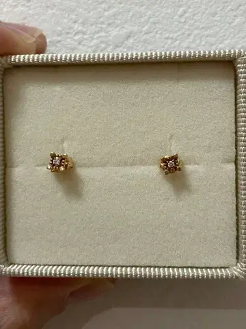 ete K10YG 스퀘어 다이아몬드 귀걸이