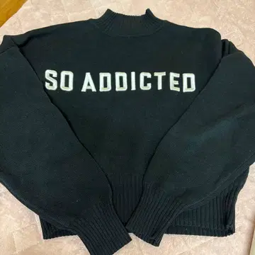 GYDA 블랙 니트 스웨터 F 사이즈