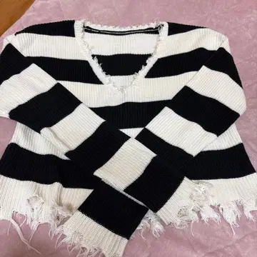 GYDA 보더 무늬 프린지 니트 F