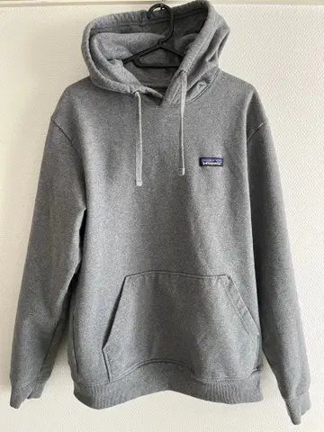 파타고니아 맨투맨 풀오버 후드티 그레이 M 사이즈