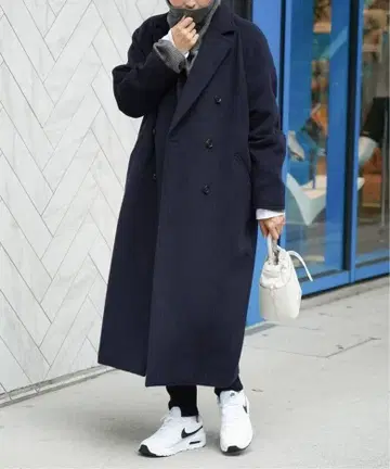 [컨디션 최상] 두지엠 클라세 MARINI 더블 코트 네이비