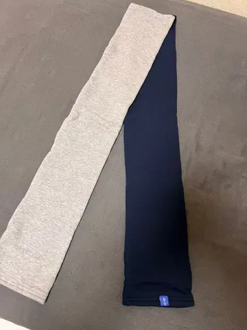 LOOPWHEELER 그레이 네이비 머플러