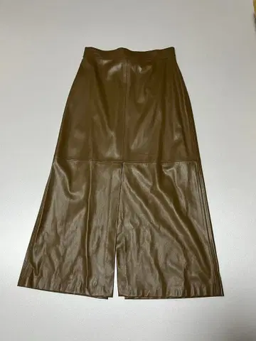 Spick and Span 합성 피혁 슬릿 롱 스커트