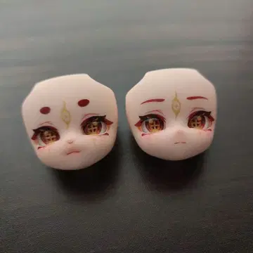 루나에게 바치는 붉은 달 십자가 페이스 부품 2종