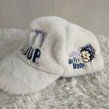 레어 하라키리 베티 짱 보아 자수 캡 아이보리