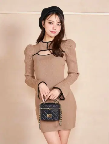 Darich 파이핑 버튼 니트 미니 원피스/MOC