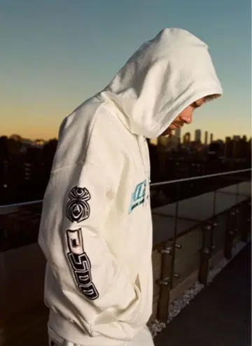 XLARGE x AVIREX 콜라보 후드티