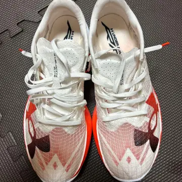 언더 아머 HOVR 팬텀 2 화이트/오렌지