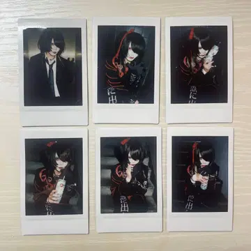 마미레타 카루. 폴라로이드 6장 세트