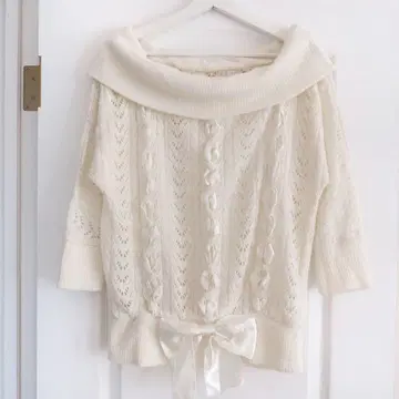 리즈리사 오프숄더 니트탑 리본 화이트 헤이세이