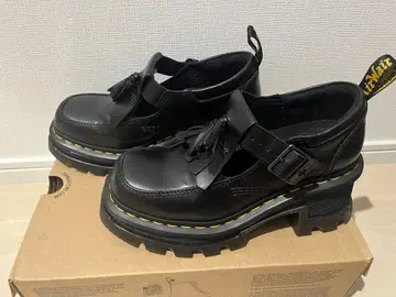[ 새상품급 ] Dr. Martens corran UK4