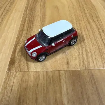 미니 쿠퍼 미니카 레드/화이트 1/43