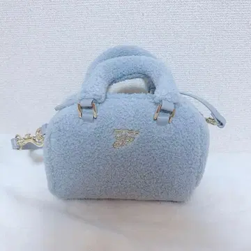 메종 드 플뢰르 인조 모피 보스턴 백 아이스 블루