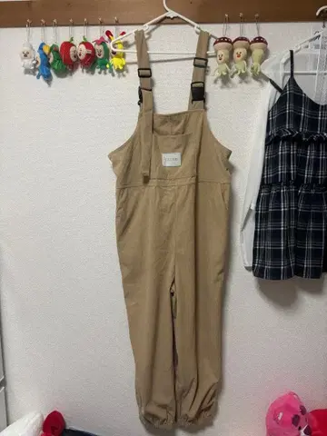 베이지 살로펫 밴딩 밑단