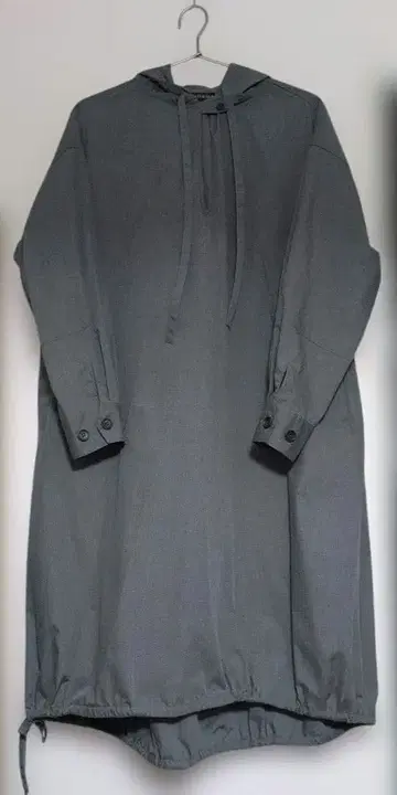 [ 새상품급 ] 미즈이로 인드 후드 부착 원피스 해밀턴 에센스