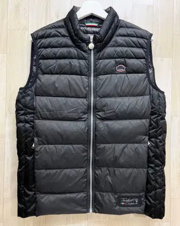 CAPRI 카프리 원포인트 로고 라이트 다운 베스트 48 블랙 계열