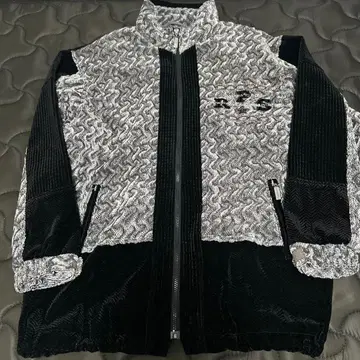 PARTO SPORT 플리스 자켓 블랙 화이트 트위드