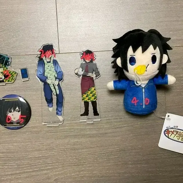 귀멸의 칼날 귀칼 토미오카 기유 아크릴 스탠드 누이 캔뱃지 디오라마