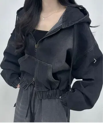 후드 부착 다크 그레이 데님 자켓