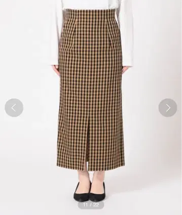 체크 무늬 타이트 스커트 (슬릿 포함)