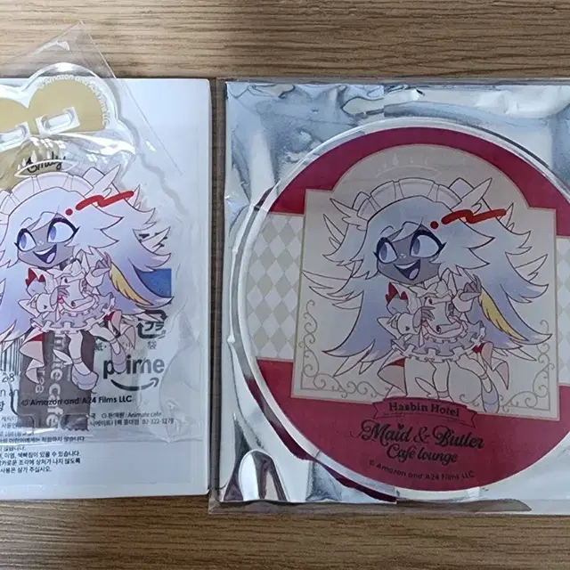 해즈빈호텔 에밀리 콜라보 아크릴 코스터 스탠드 일괄