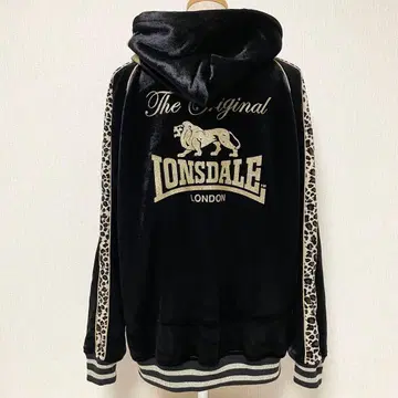 LONSDALE 론즈데일 벨로아 레오파드 지퍼 후드티 블랙
