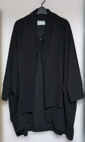 [ 새상품급 ] MAXOU 돌먼 슬리브 코트