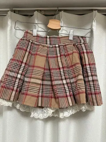 LIZ LISA 체크 무늬 플리츠 스커트