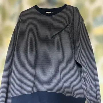 PWA 스트라이프 맨투맨 SMALL