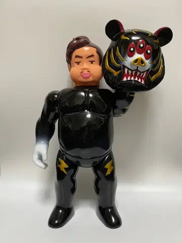 아트 정키 부타이거 블랙 소프트 비닐