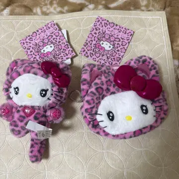 헬로키티 갸루 고양이 파우치와  키 세트 2개 세트 새상품