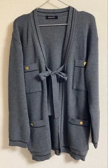 QUEENS COURT 그레이 긴팔 가디건 / 성숙/러블리