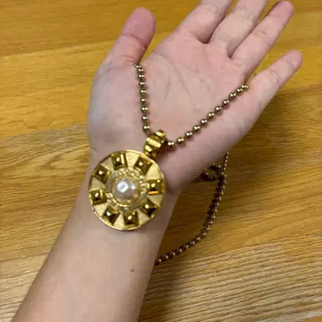 AGATHA PARIS 펜던트 목걸이 대형! 새상품급!