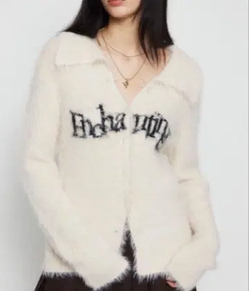 라구아젬 자카드 샤기 니트