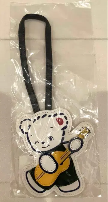 미개봉 새상품 파미리아 참 기타